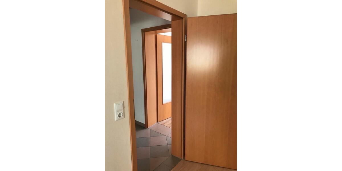 Etagenwohnung Feuchtwangen - 3 Zimmer, 74 m&sup2;, 700&euro; | Angebot:26519017