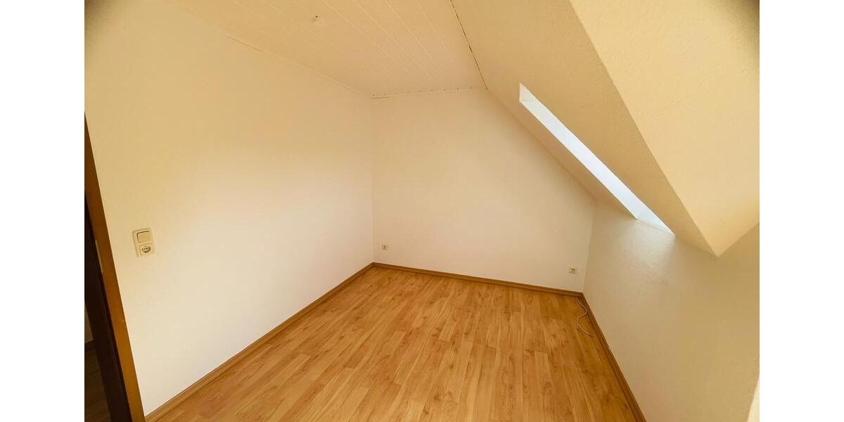Dachgeschoßwohnung Celle Neustadt/Heese - 3 Zimmer, 77 m&sup2;, 850&euro; | Angebot:26470046