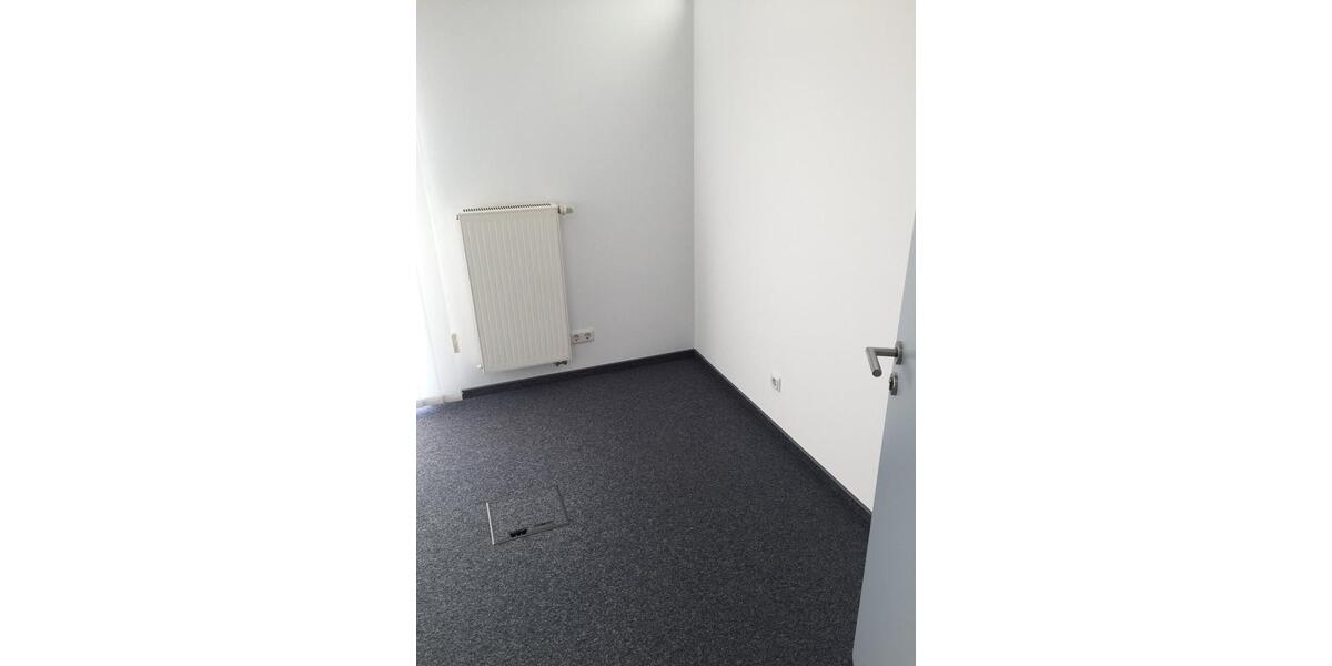 Gewerbeobjekt Sankt Ingbert - 900&euro; | Angebot:24211481