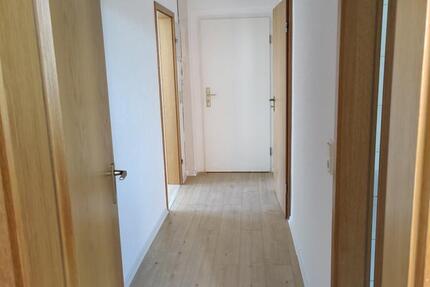 Wohnung Gröningen - 3 Zimmer, 60 m&sup2;, 390&euro; | Angebot:26405031