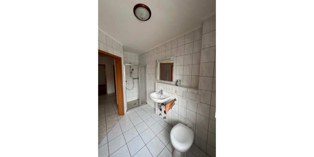 Etagenwohnung Schmelz - 2 Zimmer, 68 m&sup2;, 680&euro; | Angebot:24311015