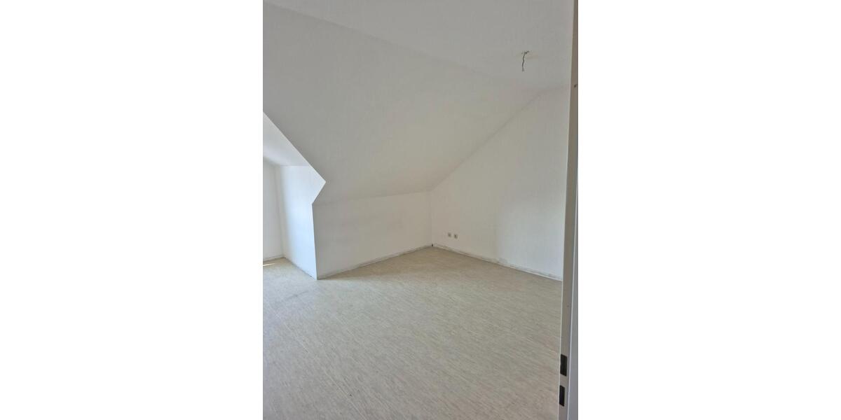 Dachgeschoßwohnung Nesse-Apfelstädt Apfelstädt - 2 Zimmer, 62 m&sup2;, 317&euro; | Angebot:26198433