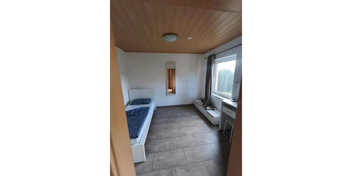 Wohnen auf Zeit Großlittgen - 1 Zimmer, 12 m&sup2;, 650&euro; | Angebot:26447191