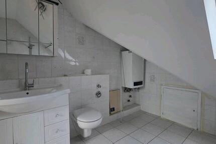 Dachwohnung in Dolgesheim zimmer