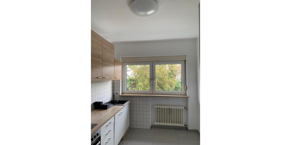 3-Zimmerwohnung mit Balkon in Gerbrunn, Nähe Hubland-Universität 3 zimmer