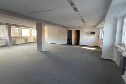 Gewerbefläche 2.OG Fussgängerzone Bayreuth zimmer