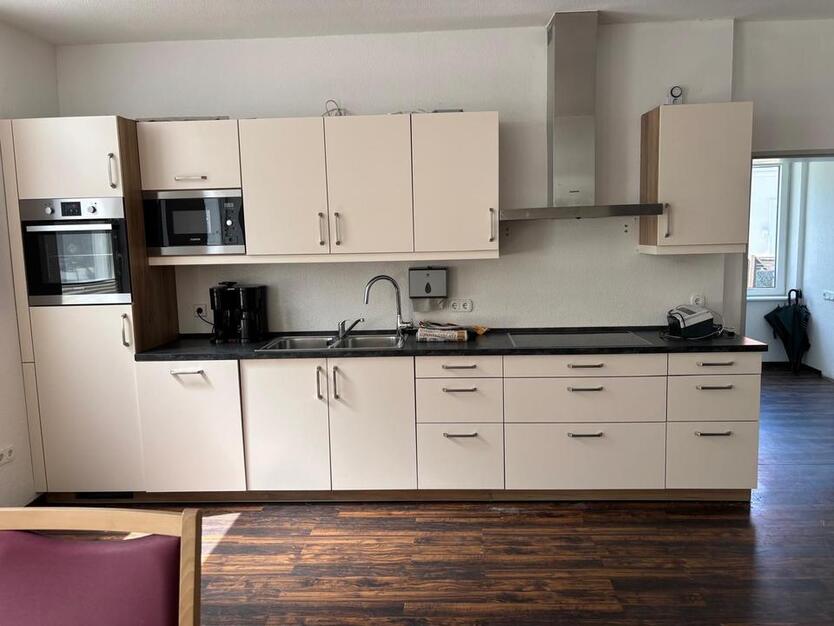 160qm Erdgeschoßwohnung zur Untervermietung