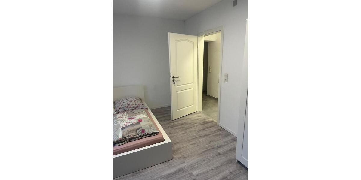 Wohnen auf Zeit Henstedt-Ulzburg Ulzburg - 4 Zimmer, 94 m&sup2;, 25&euro; | Angebot:24417785
