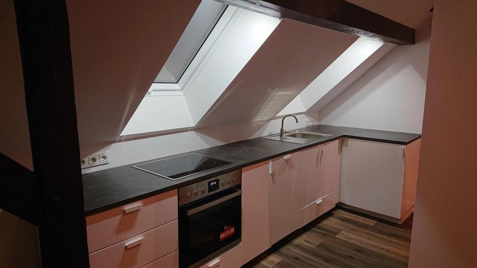 Dachgeschoßwohnung Nordenham - 3 Zimmer, 60 m&sup2;, 750&euro; | Angebot:25840541