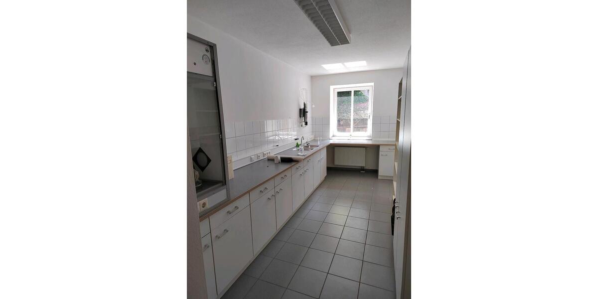 Etagenwohnung Kumhausen - 1 Zimmer, 70 m&sup2;, 900&euro; | Angebot:26700349