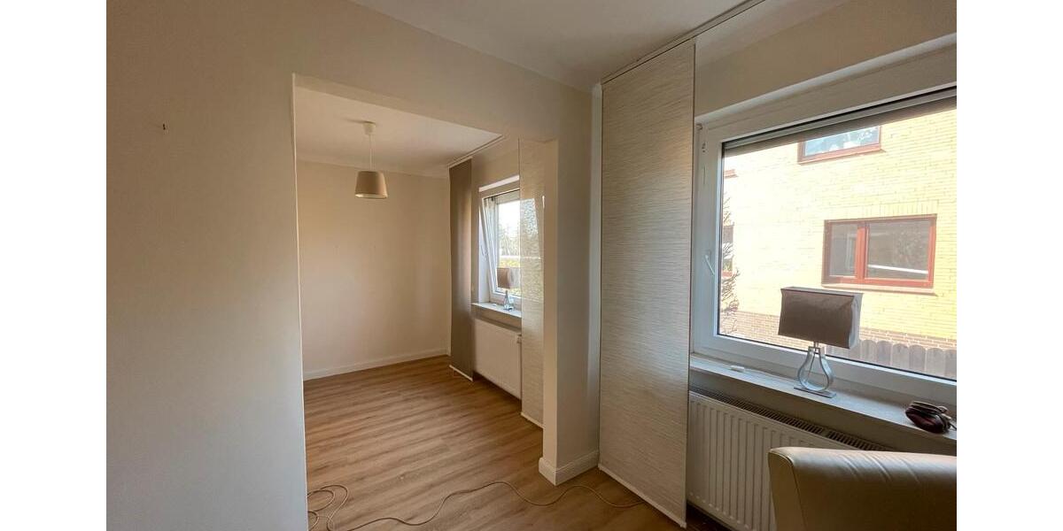 Doppelhaushälfte Hambühren - 4 Zimmer, 120 m&sup2;, 1.250&euro; | Angebot:25980730