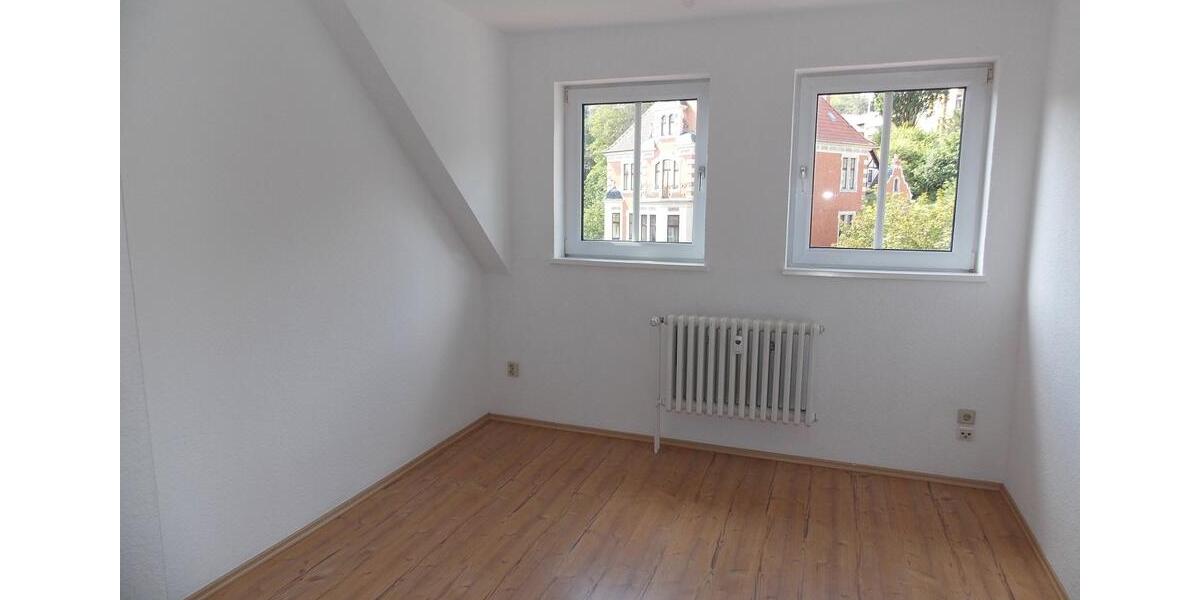 Dachgeschoßwohnung Blankenburg (Harz) - 3 Zimmer, 64 m&sup2;, 495&euro; | Angebot:26670654