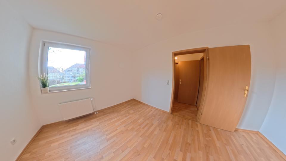 Erdgeschoßwohnung Aschersleben - 2 Zimmer, 73 m&sup2;, 500&euro; | Angebot:25874937