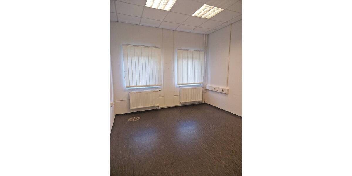 Gewerbeobjekt Döbeln Sörmitz - 5 Zimmer, 10.410&euro; | Angebot:25743296