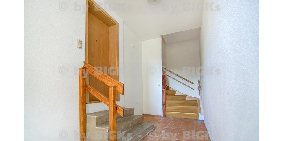 BIGKs - Suhl Mitte: 2 Zimmer Wohnung,sep.Küche,Duschebad (-;) - 2- Suhl Suhl Mitte | Angebot:23703367