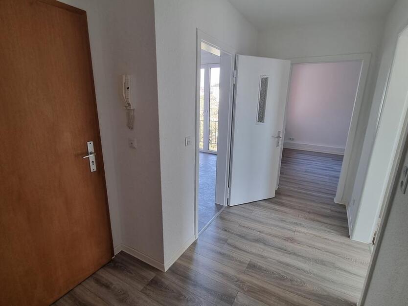 Altbautraum am Stadtwald: Renovierte 2-Zimmer-Wohnung mit Balkon im schönen Zooviertel! zimmer