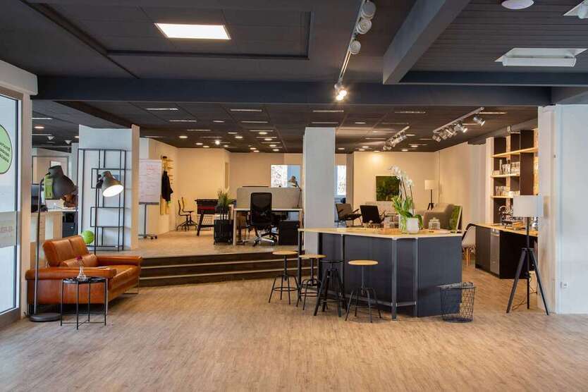 Büro in Holzkirchen 850 € 8 m²