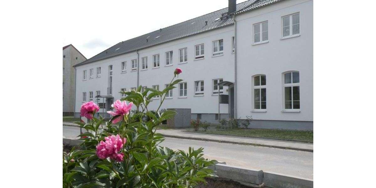 Etagenwohnung Stralsund Langendorfer Berg - 2 Zimmer, 74 m&sup2;, 627&euro; | Angebot:26943080