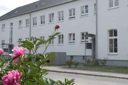 Wohnung Stralsund Langendorfer Berg - 2 Zimmer, 74 m&sup2;, 627&euro; | Angebot:26943080
