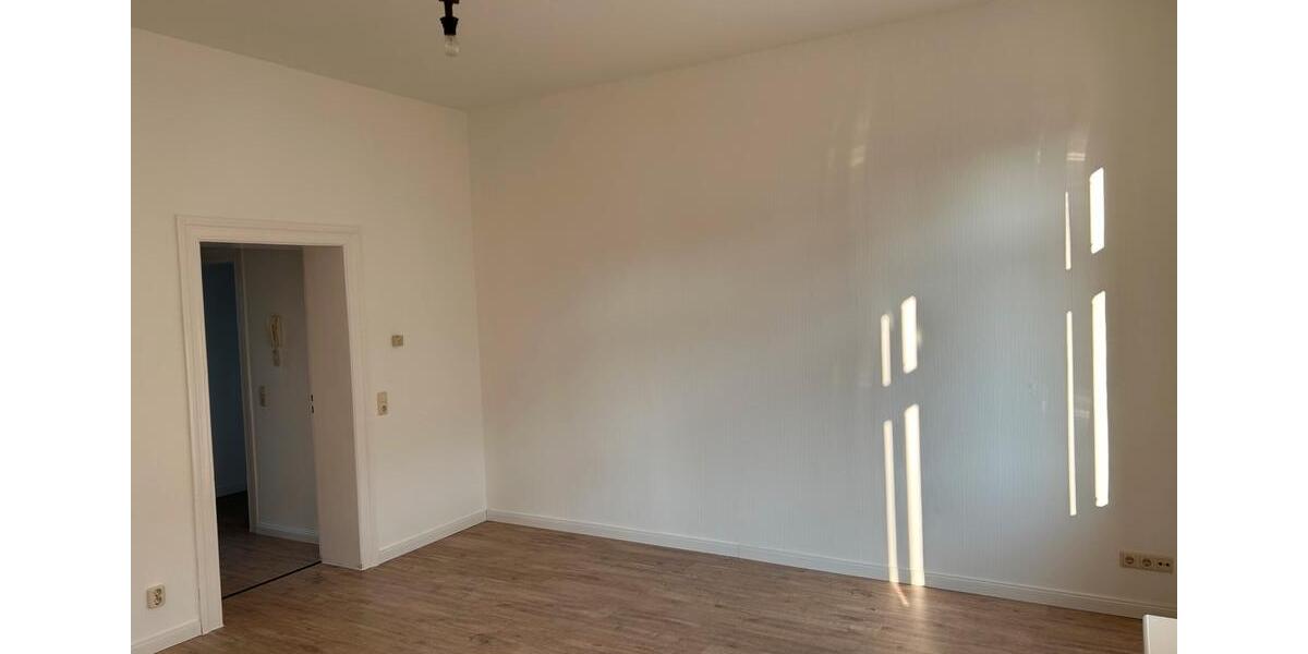 Erdgeschoßwohnung Altentreptow - 2 Zimmer, 63 m&sup2;, 390&euro; | Angebot:26383756