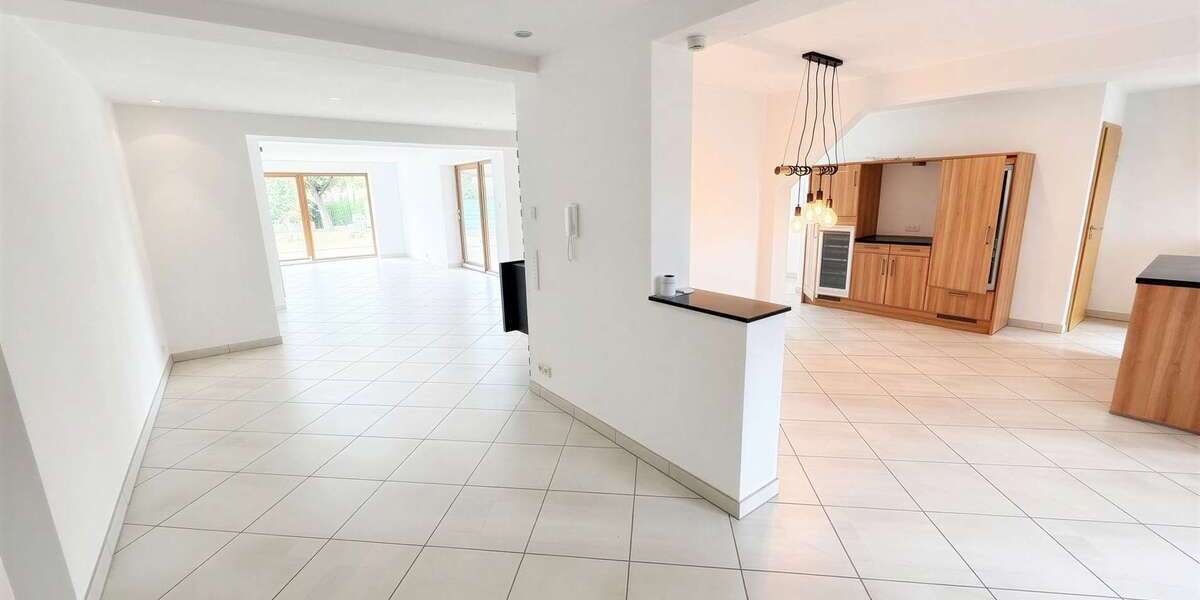 Etagenwohnung Loßburg - 3 Zimmer, 109 m&sup2;, 1.250&euro; | Angebot:27256210