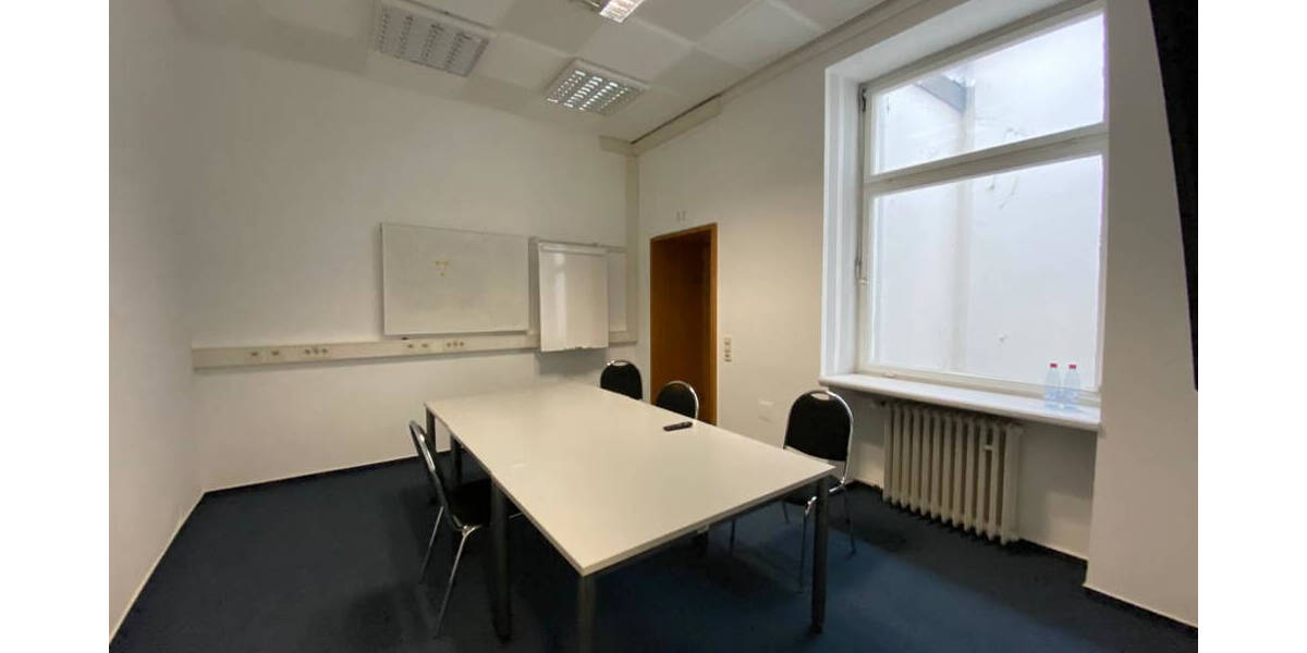 Mehrfamilienhaus, Wohnhaus Karlsruhe / Innenstadt Weststadt - 6 Zimmer, 2 m&sup2;, 19.000&euro; | Angebot:25682174