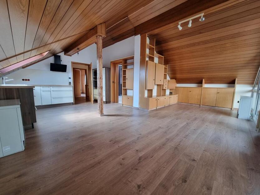 Dachgeschoßwohnung
