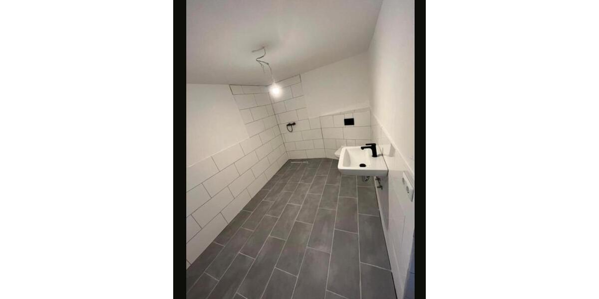 Erdgeschoßwohnung Bad Emstal - 2 Zimmer, 95 m&sup2;, 800&euro; | Angebot:24769595