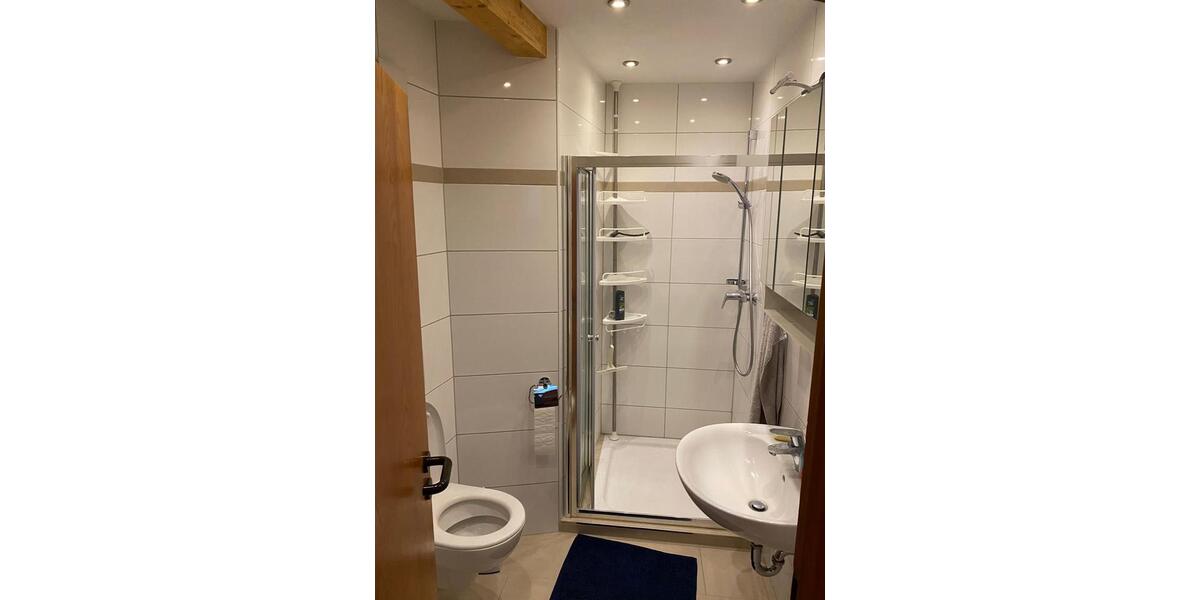 Wohnen auf Zeit Mosbach - 20 Zimmer, 50 m&sup2;, 350&euro; | Angebot:26634812