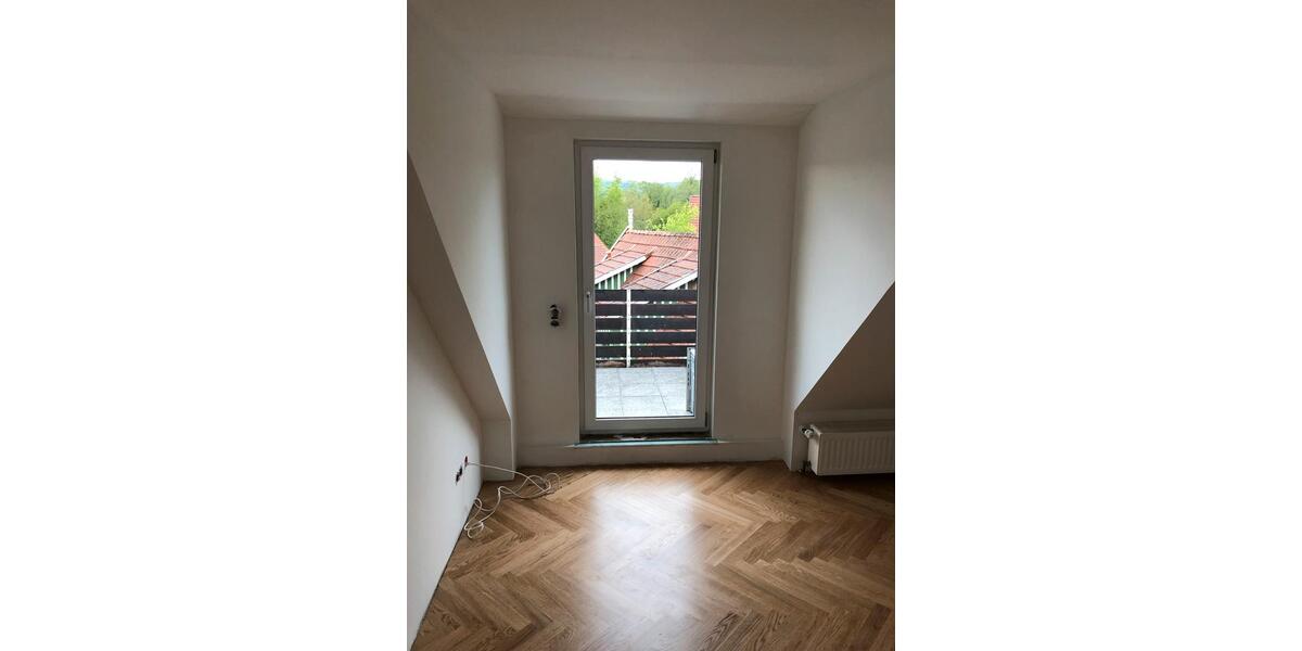 Dachgeschoßwohnung Hüllhorst - 2 Zimmer, 55 m&sup2;, 500&euro; | Angebot:26358125