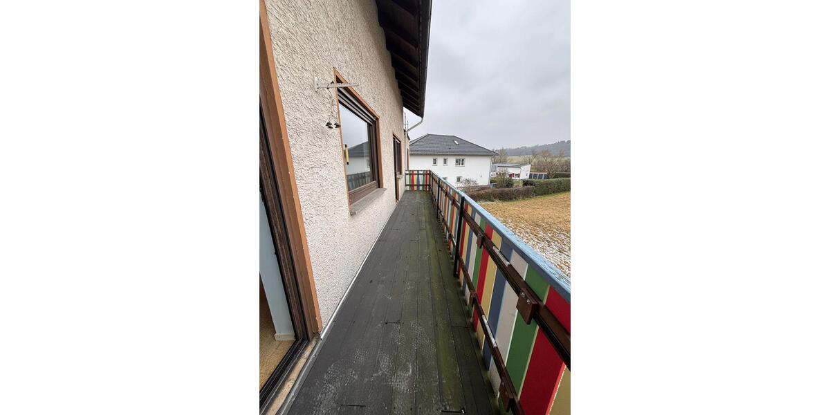 Erdgeschoßwohnung Grünberg - 4 Zimmer, 140 m&sup2;, 1.150&euro; | Angebot:24652497