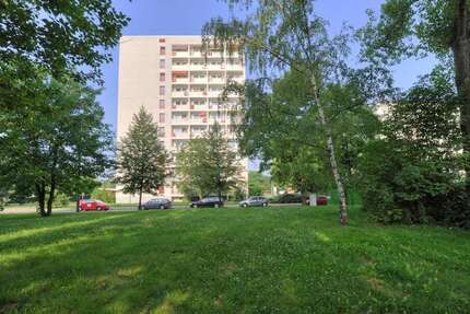 Wohnung Halle Trotha - 1 Zimmer, 24 m&sup2;, 215&euro; | Angebot:25281594