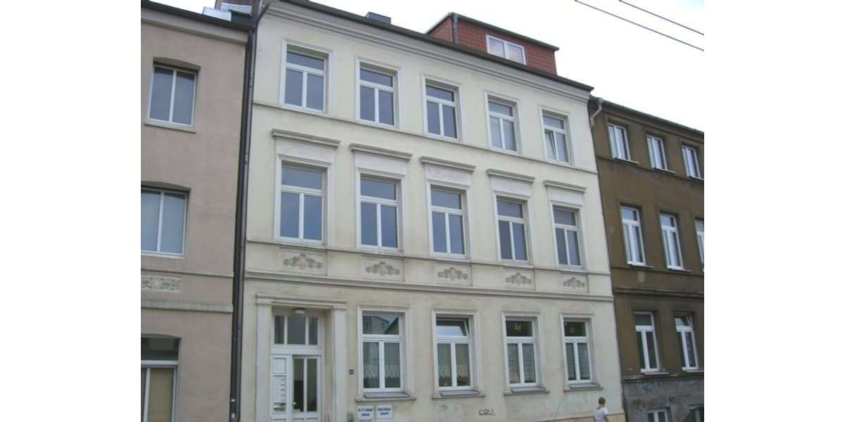 Etagenwohnung Schwerin - 1 Zimmer, 28 m&sup2;, 250&euro; | Angebot:27272805