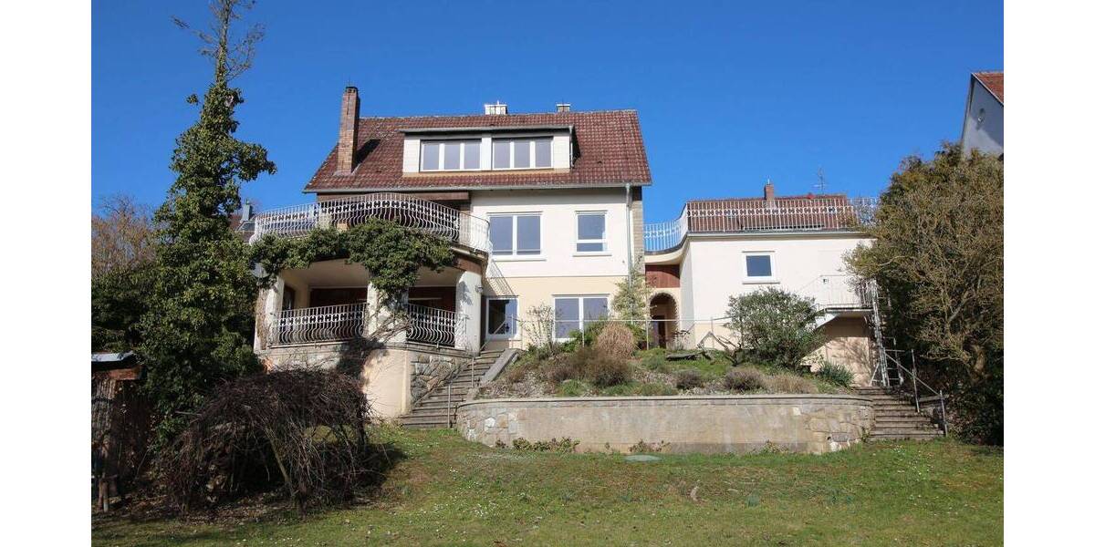 Mehrfamilienhaus, Wohnhaus Ochsenfurt - 5 Zimmer, 220 m&sup2;, 1.500&euro; | Angebot:26065886