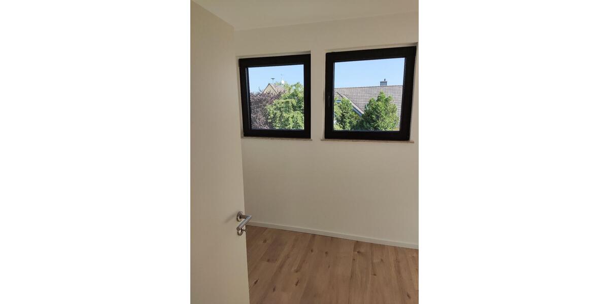 Beautiful standalone house with garage, yard in Mainz-Laubenheim 5 zimmer