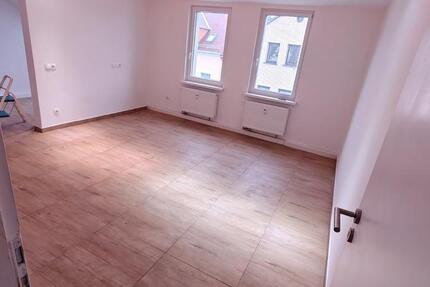Wohnung Crimmitschau - 3.5 Zimmer, 65 m&sup2;, 440&euro; | Angebot:25267386