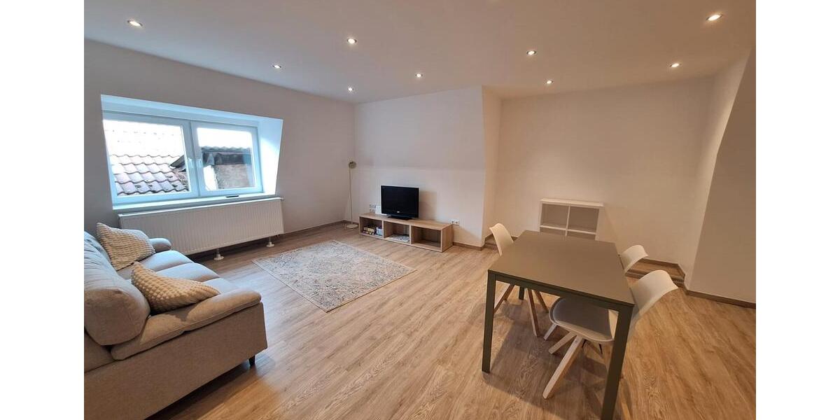 Dachgeschoßwohnung Rinteln - 2 Zimmer, 66 m&sup2;, 680&euro; | Angebot:25902937