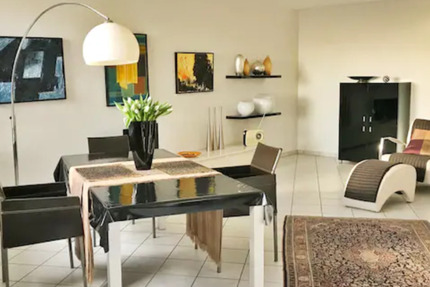 Möblierte Wohnung nahe Uni (befristet, max. 12 Monate, ab 1.8)
