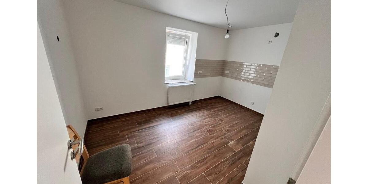 Erdgeschoßwohnung Eppingen - 3 Zimmer, 70 m&sup2;, 970&euro; | Angebot:25414403