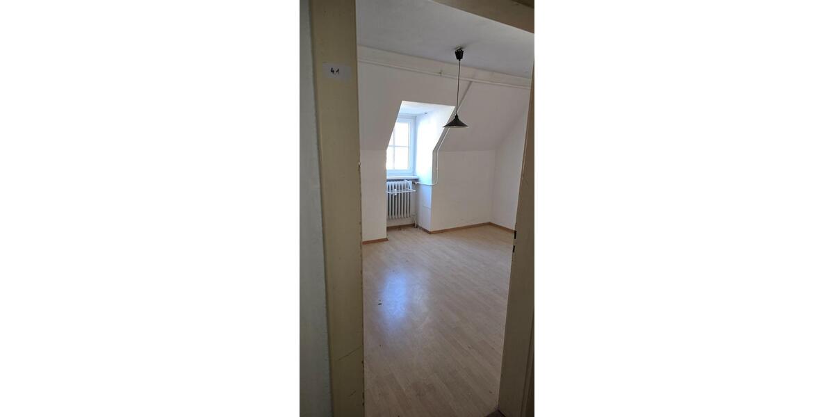 Etagenwohnung Landshut - 1 Zimmer, 30 m&sup2;, 469&euro; | Angebot:24528250