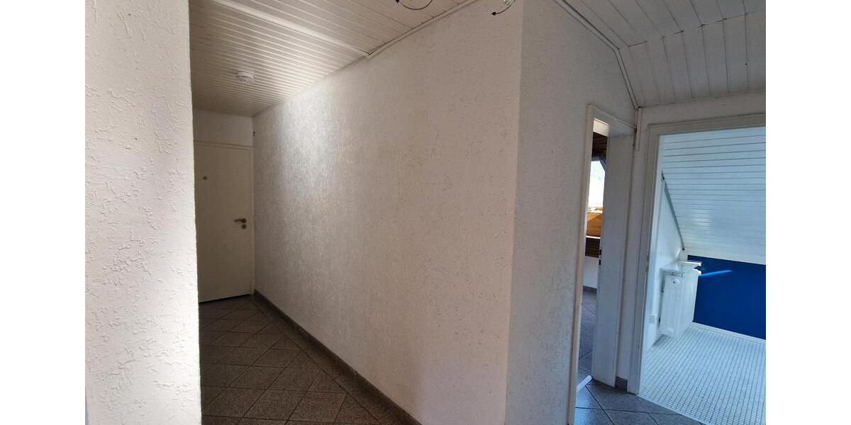 Dachgeschoßwohnung Bad Dürkheim - 2 Zimmer, 61 m&sup2;, 800&euro; | Angebot:25943977