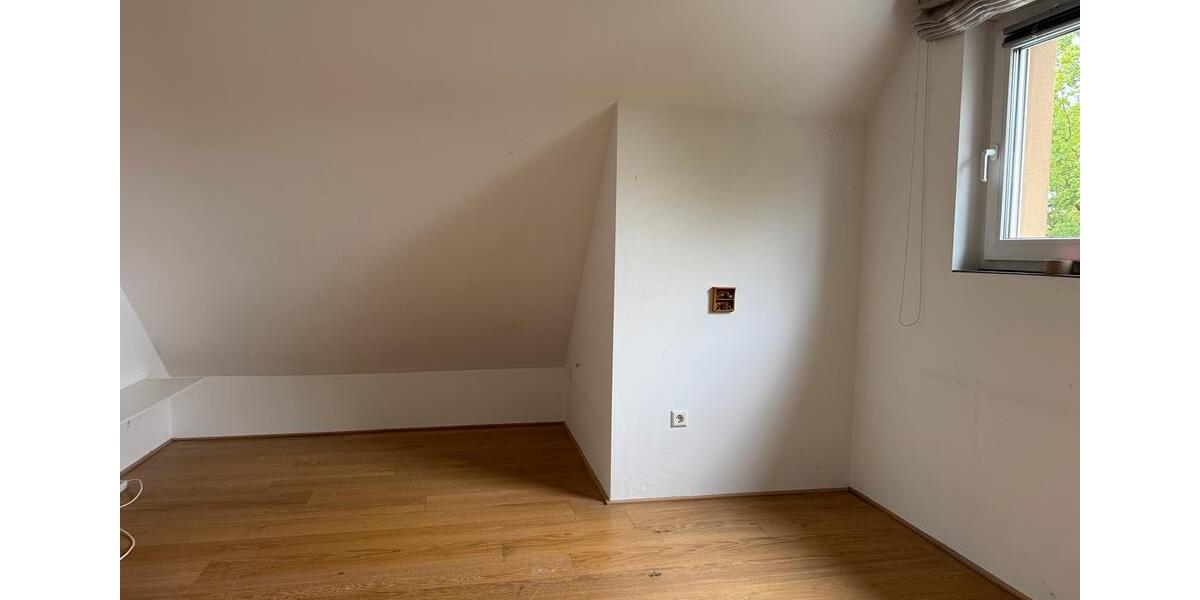 Maisonettenwohnung Heilbronn Kernstadt - 4.5 Zimmer, 126 m&sup2;, 1.680&euro; | Angebot:26654940