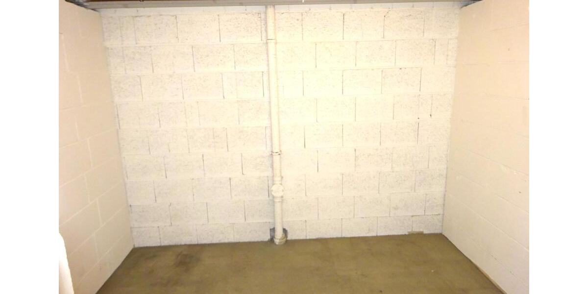 Etagenwohnung Neustadt bei Coburg - 78 Zimmer, 580 m&sup2;, 580&euro; | Angebot:26246920