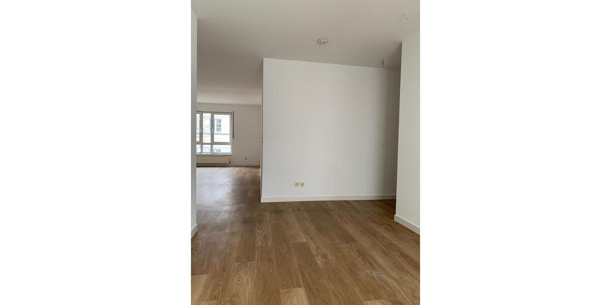 Etagenwohnung Erfurt Johannesplatz - 2 Zimmer, 69 m&sup2;, 656&euro; | Angebot:25802042
