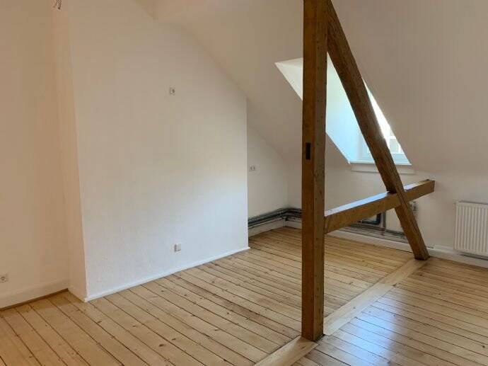 Etagenwohnung Baden-Baden Innenstadt - 4 Zimmer, 170 m&sup2;, 980&euro; | Angebot:26310300