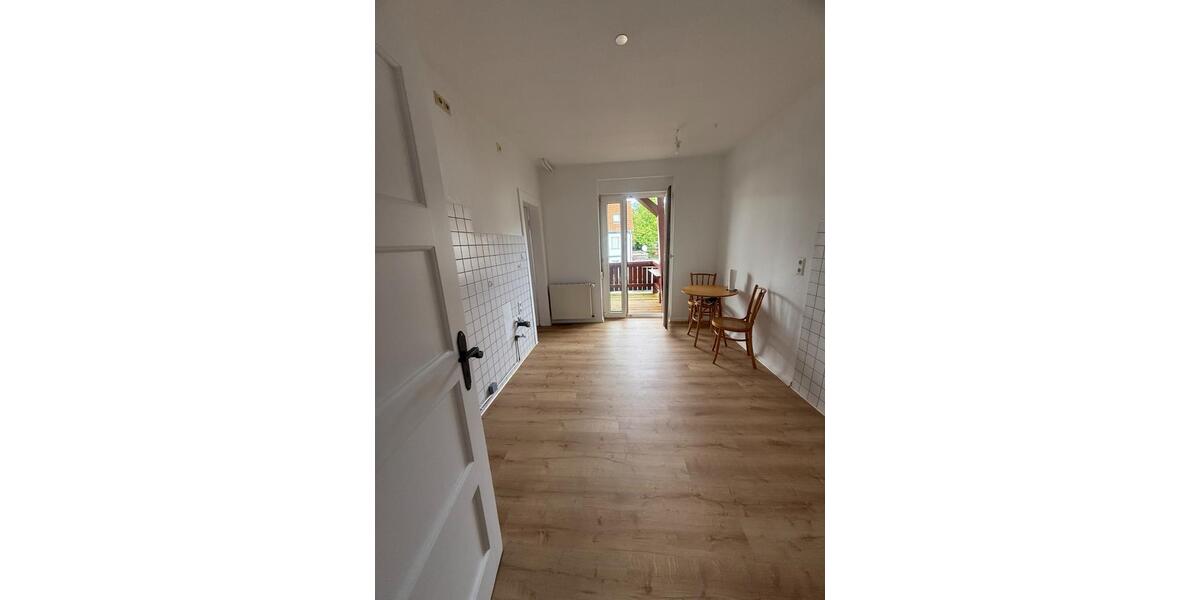 Etagenwohnung Hameln - 5 Zimmer, 95 m&sup2;, 750&euro; | Angebot:26580614