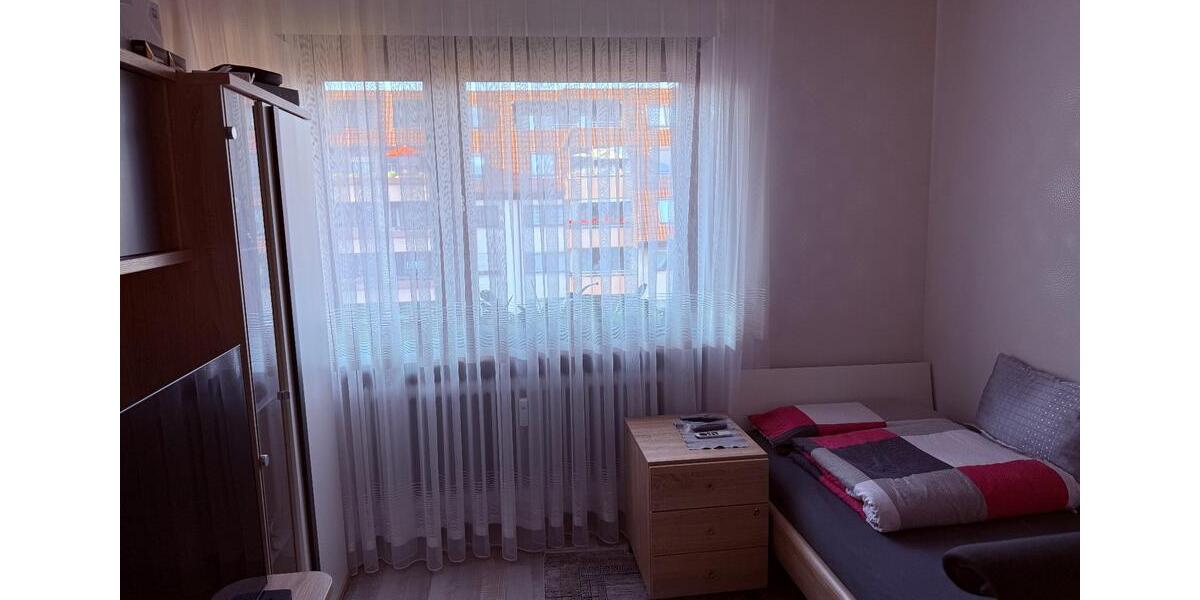 Etagenwohnung Waiblingen - 3 Zimmer, 79 m&sup2;, 1.300&euro; | Angebot:26431326