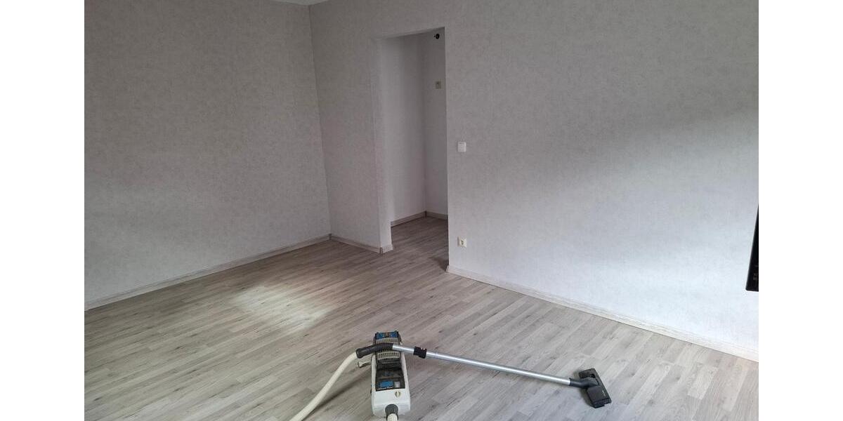 Dachgeschoßwohnung Emmelshausen - 1 Zimmer, 32 m&sup2;, 385&euro; | Angebot:25993413