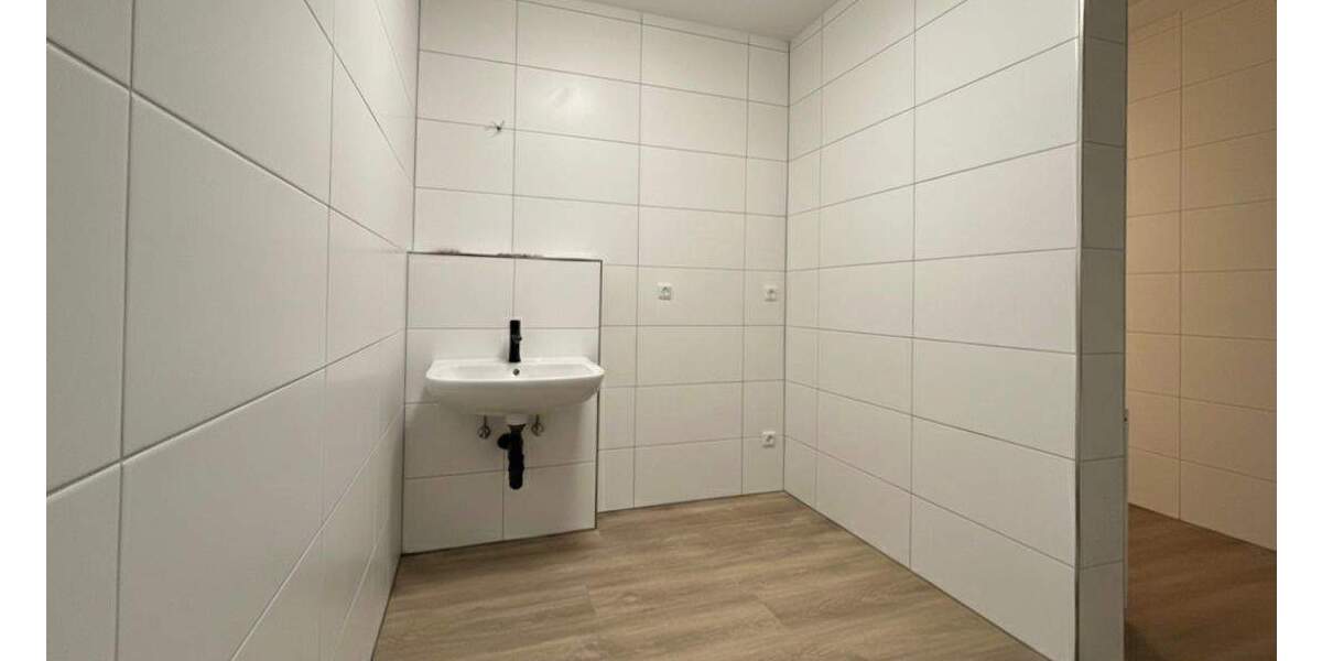 Etagenwohnung Sellin - 4 Zimmer, 113 m&sup2;, 1.350&euro; | Angebot:25796606