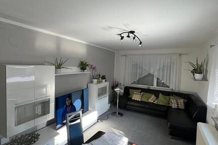 Helle 3-Zimmer Wohnung mit schöner Sicht und Garten in Wangen zimmer